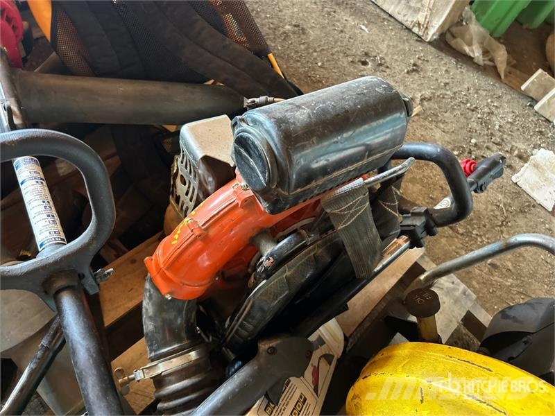 Gas Powered Blower, Weed Eater & Generator (Inoper Kiti naudoti statybos komponentai