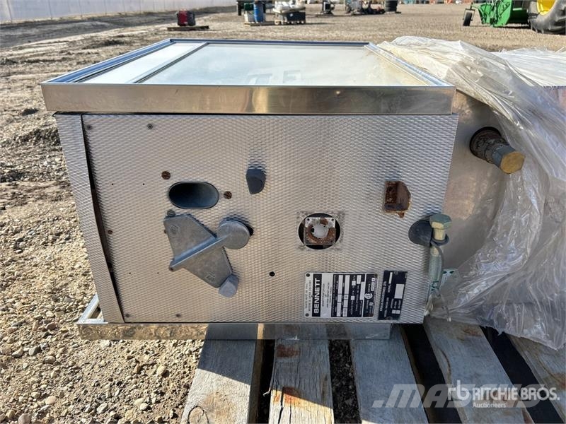 Gas Station Fuel Pump Sonstige Baumaschinen
