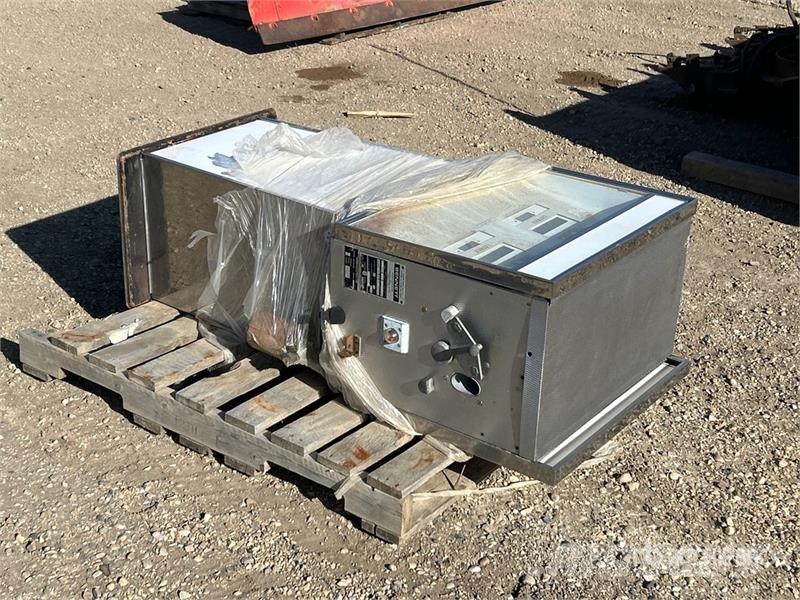 Gas Station Fuel Pump Sonstige Baumaschinen