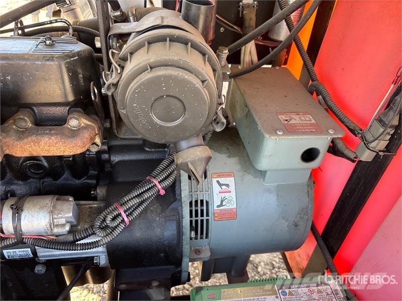 Generac MLT3060M 6 kW Light Tower (Inoperable) أبراج خفيفة