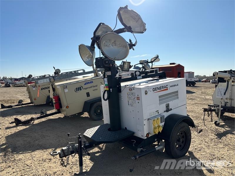 Generac MLT4200IVF4 20 kW Light Tower Valopylväät