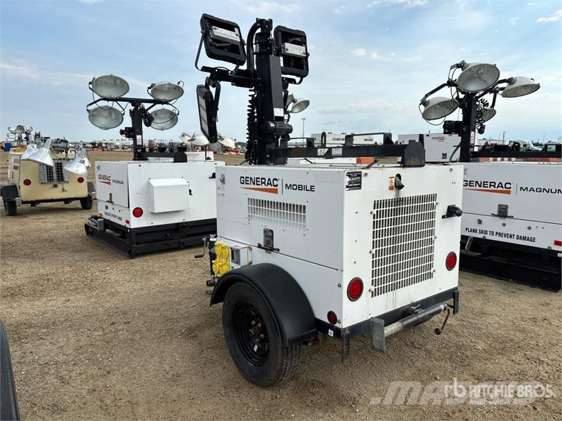 Generac MLT4200IVF4 20 kW Light Tower ライトタワー
