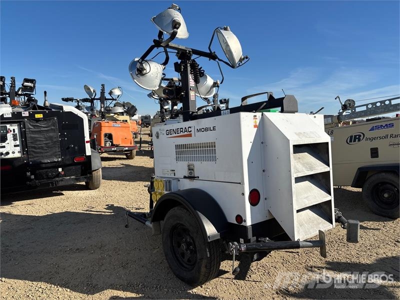 Generac MLT4200IVF4 20 kW Light Tower Valopylväät