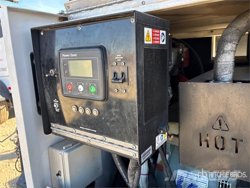 Generac MLT4200IVF4 20 kW Light Tower Valopylväät
