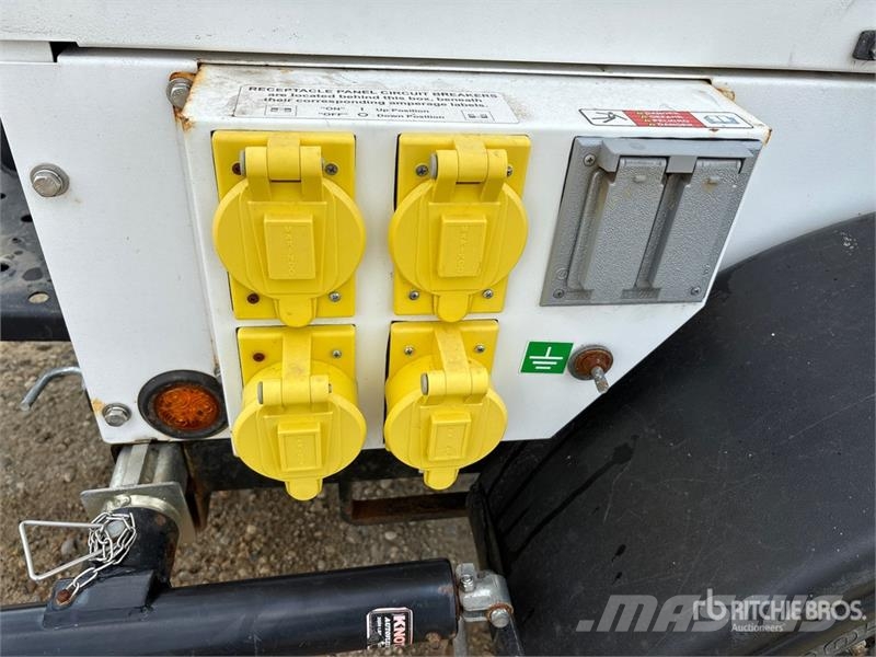 Generac MLT4200IVF4 20 kW Light Tower ライトタワー