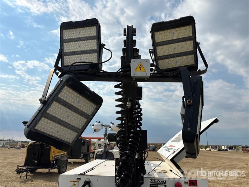 Generac MLT4200IVF4 20 kW Light Tower ライトタワー