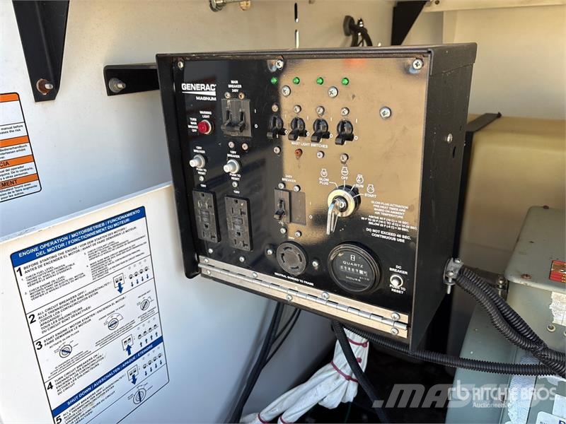 Generac MLT5080KVCAN 8 kW Light Tower ライトタワー