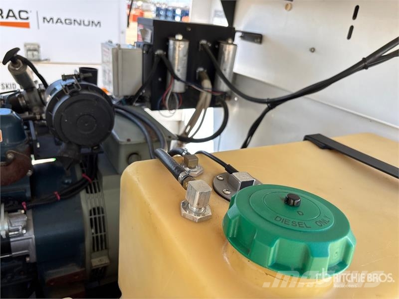 Generac MLT5080KVCAN 8 kW Light Tower ライトタワー