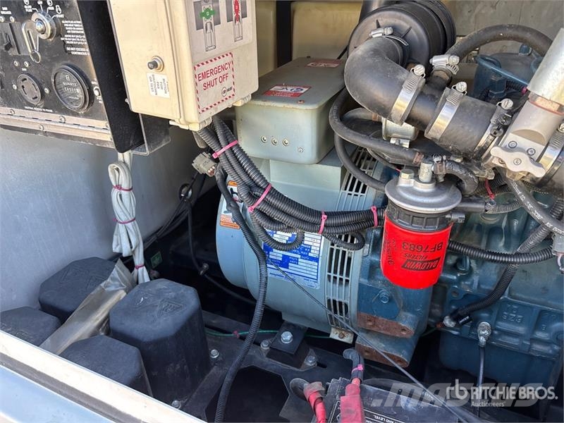 Generac MLT5080KVCAN 8 kW Light Tower Aydinlatma kuleleri