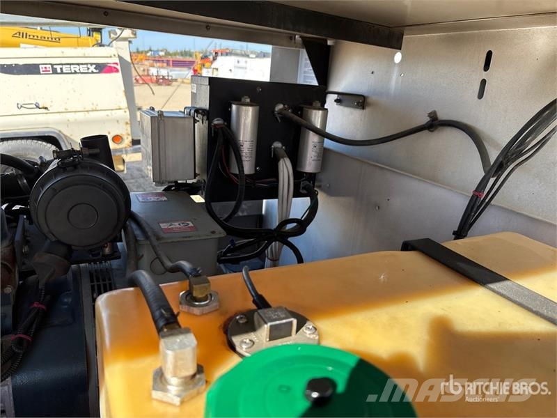 Generac MLT5080KVCAN 8 kW Light Tower Aydinlatma kuleleri