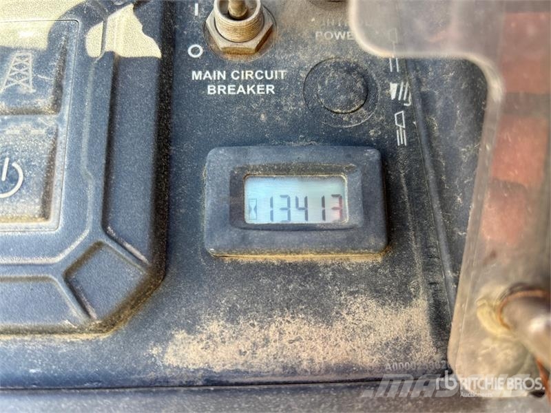 Generac MLTS 2.5 kW Light Tower (Inoperable) 照明燈