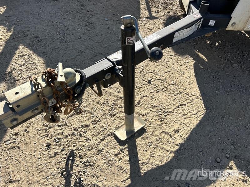 Generac MLTS 2.5 kW Light Tower (Inoperable) 照明燈