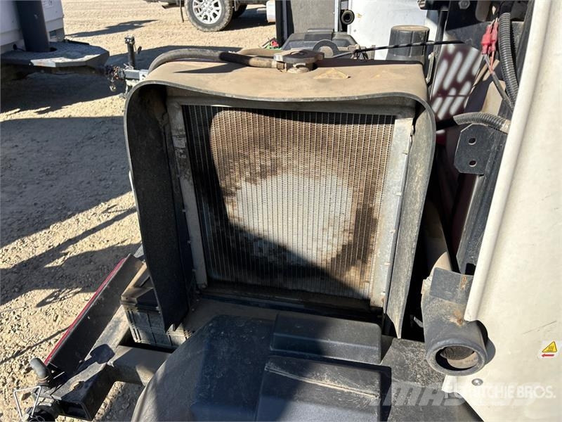 Generac MLTS 2.5 kW Light Tower (Inoperable) 照明燈