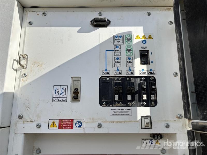 Generac MMG35DF4 27 kW Mobile Generator Set Geradores a diesel