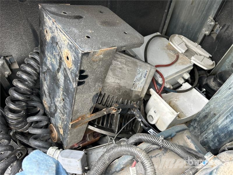 Generac SLT-D-1P-HERC Light Tower (Inoperable) Valopylväät