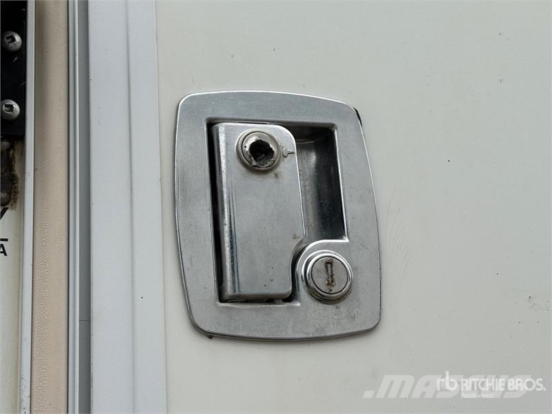 General Coach Corsair 28CKDS 32 ft T/A Travel Trailer Overige aanhangers