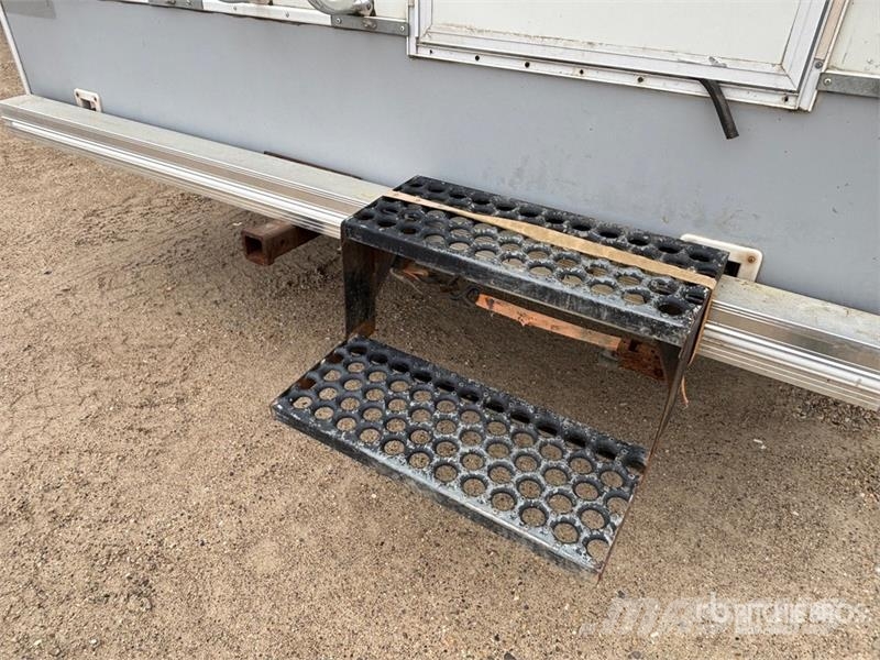 General Coach Corsair 28CKDS 32 ft T/A Travel Trailer Overige aanhangers