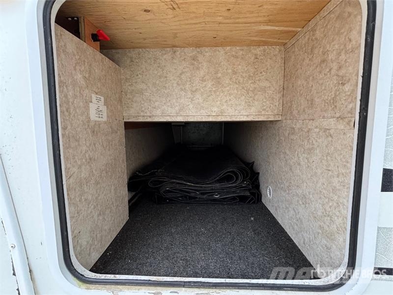 General Coach Corsair 28CKDS 32 ft T/A Travel Trailer Overige aanhangers