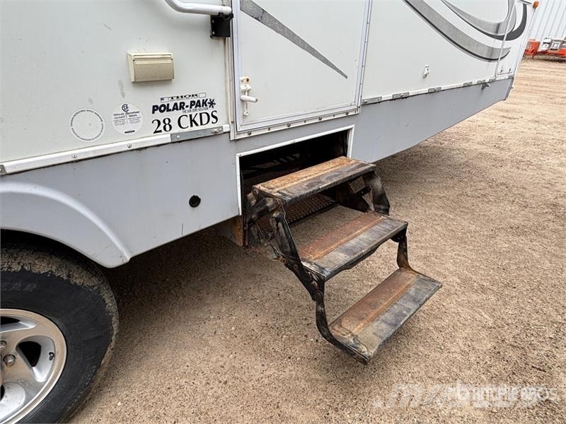 General Coach Corsair 28CKDS 32 ft T/A Travel Trailer Overige aanhangers