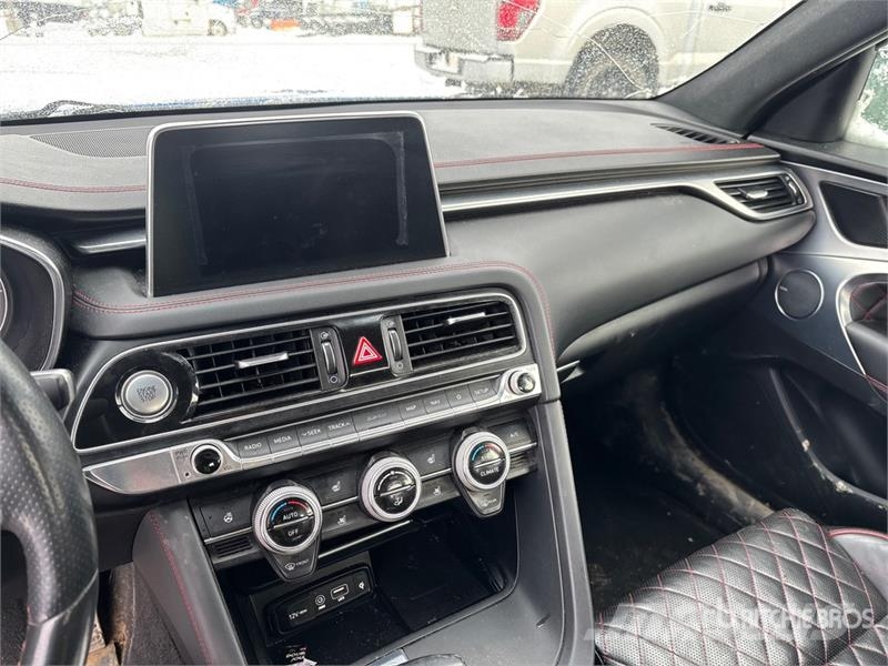 Genesis G70 AWD Automobile (Inoperable) Automobili