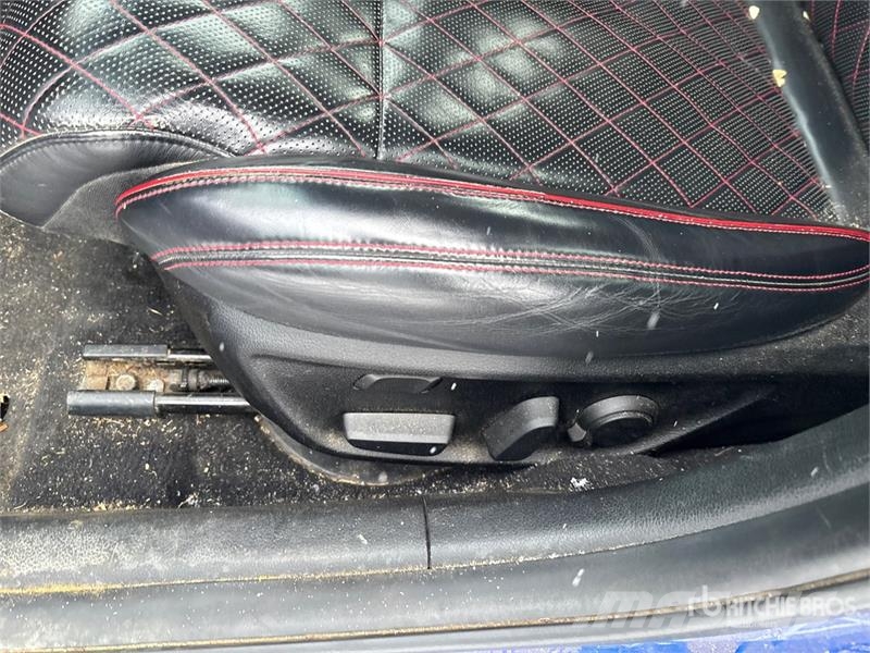 Genesis G70 AWD Automobile (Inoperable) Automobili