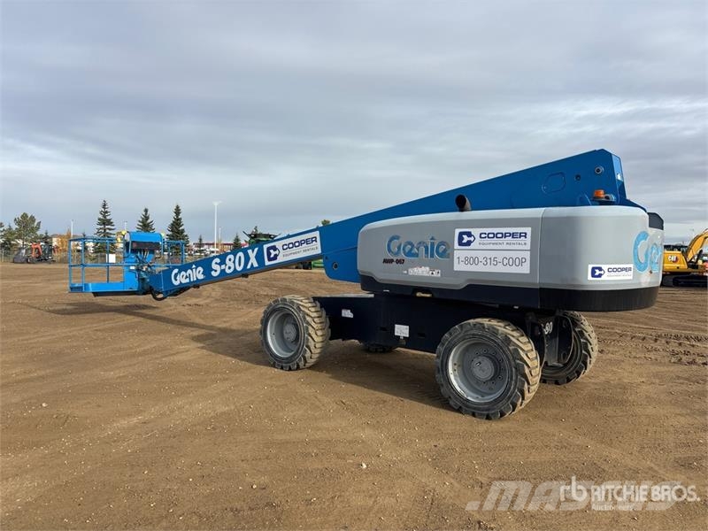 Genie 4WD Diesel Articulating Boom Lift Zglobne dvižne ploščadi