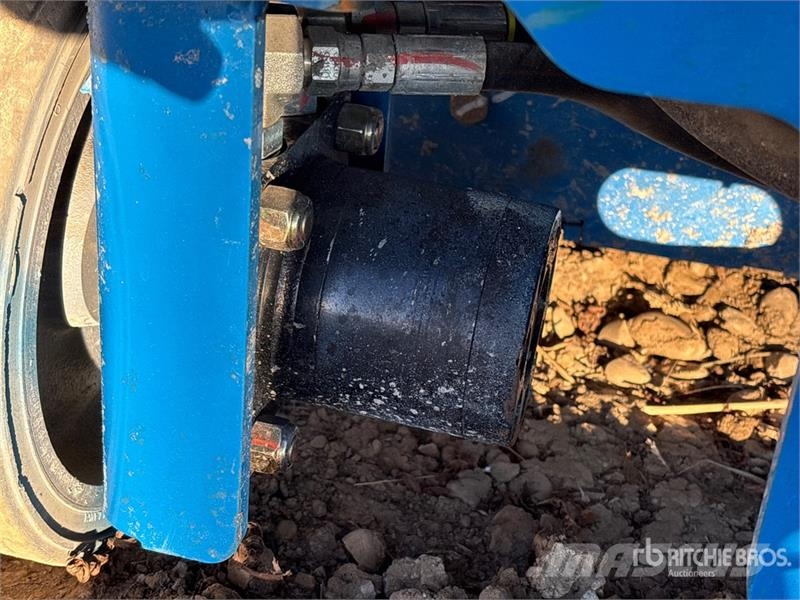 Genie GR20 Vertical Mast Lift Vertical mast lifts
