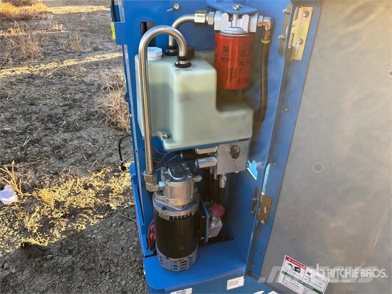 Genie GR20 Vertical Mast Lift Vertical mast lifts
