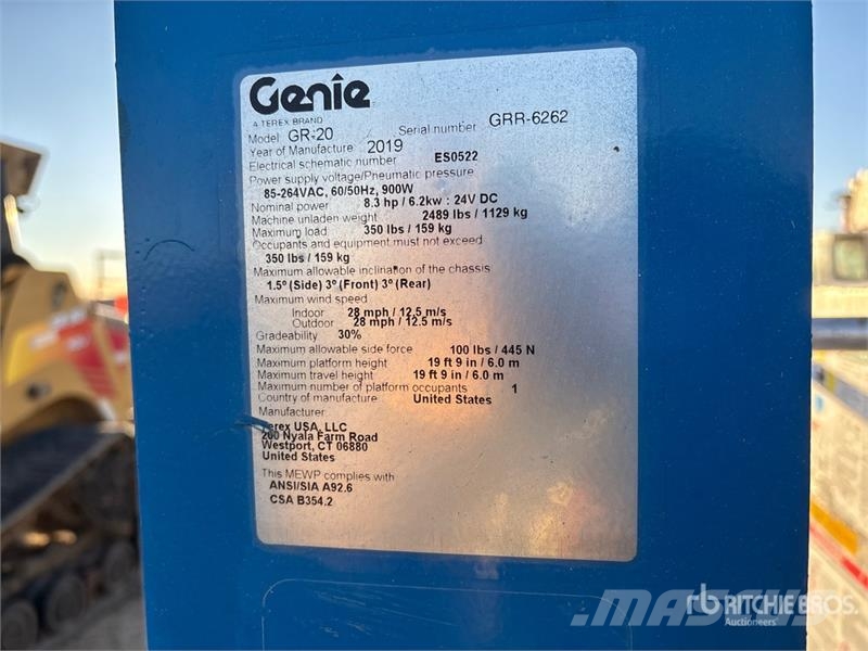 Genie GR20 Vertical Mast Lift Vertical mast lifts