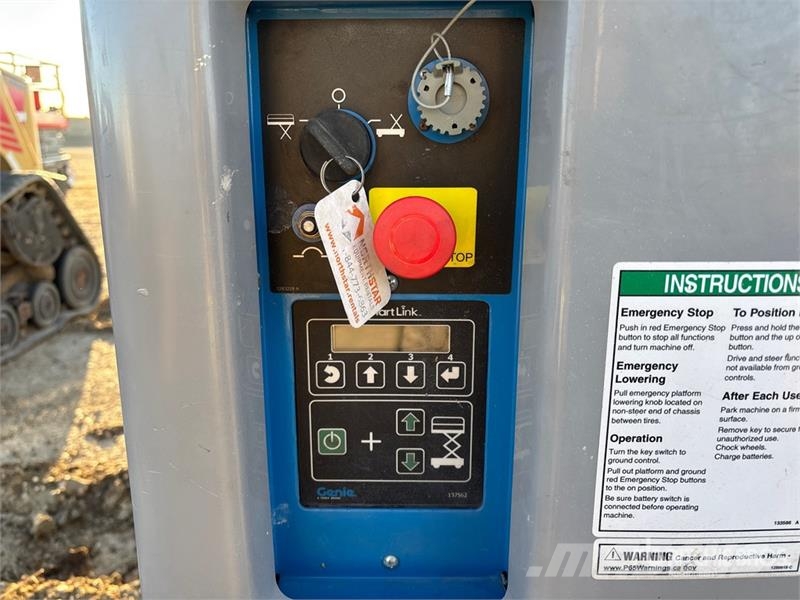Genie GR20 Vertical Mast Lift Vertical mast lifts