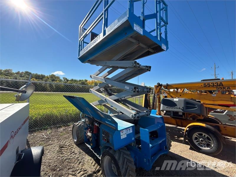 Genie GS-2668 4x4 Dual Fuel Scissor Lift Scheren-Arbeitsbühnen