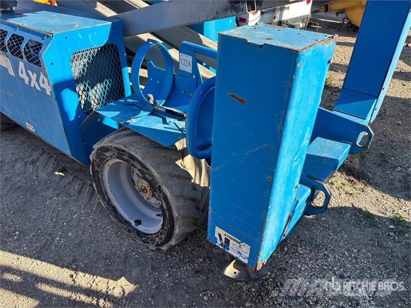 Genie GS-2668 4x4 Dual Fuel Scissor Lift رافعات مقصية الشكل