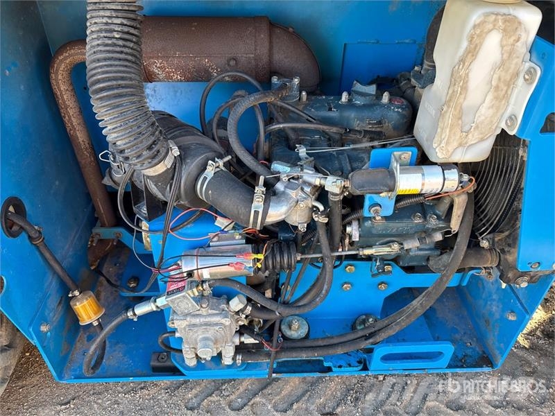 Genie GS-2668 4x4 Dual Fuel Scissor Lift رافعات مقصية الشكل