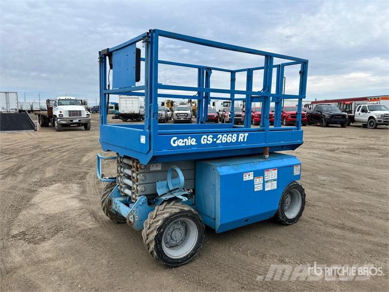 Genie GS-2668 4x4 Dual Fuel Scissor Lift Scheren-Arbeitsbühnen