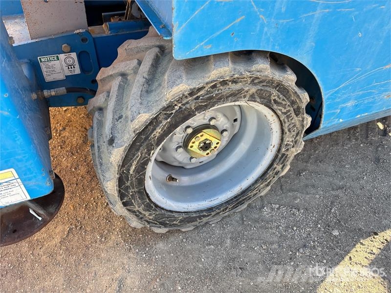 Genie GS-2668 4x4 Dual Fuel Scissor Lift رافعات مقصية الشكل