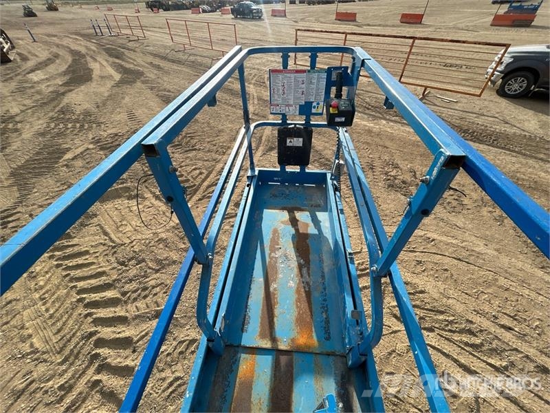 Genie GS-3232 Electric Scissor Lift Škarjaste dvižne ploščadi