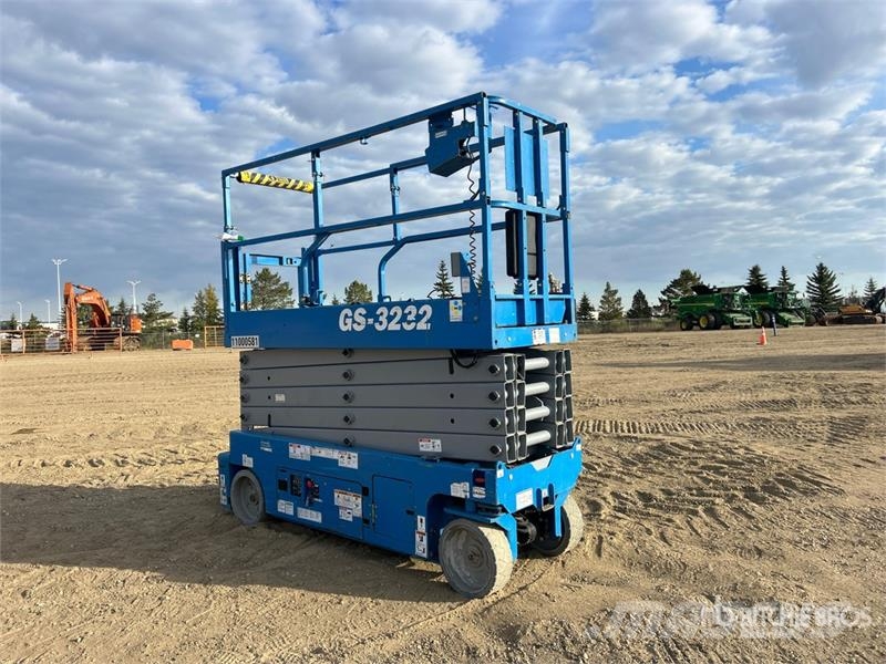 Genie GS-3232 Electric Scissor Lift رافعات مقصية الشكل