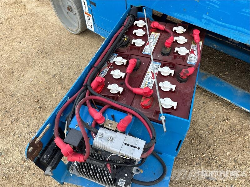 Genie GS-3232 Electric Scissor Lift Elevadores de tesoura