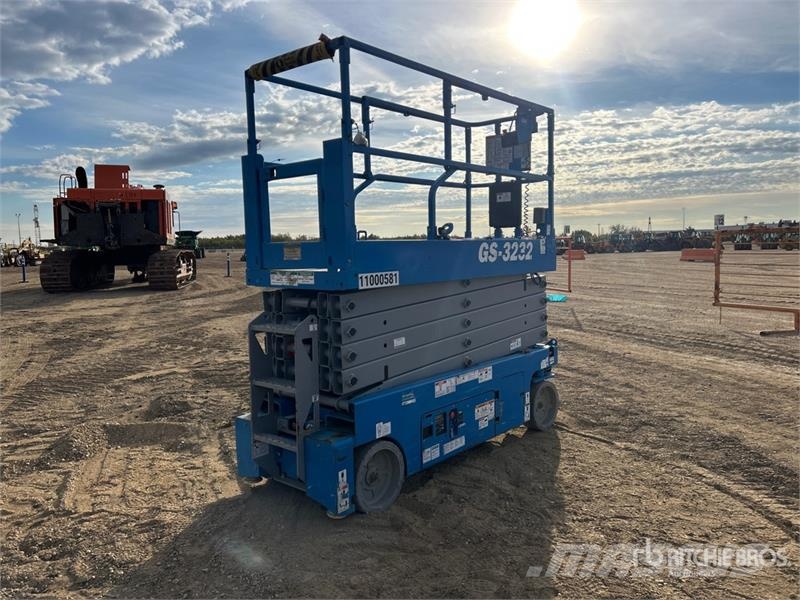 Genie GS-3232 Electric Scissor Lift رافعات مقصية الشكل
