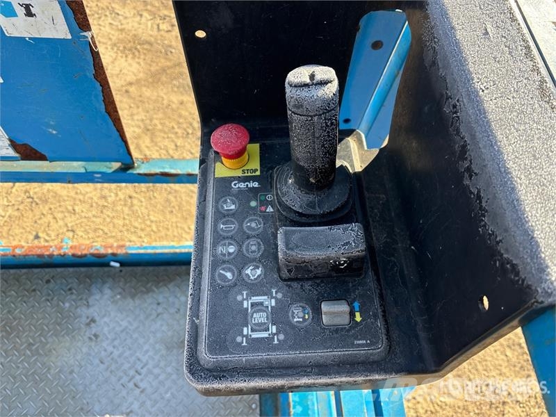 Genie GS-3369RT Nacelle ciseaux
