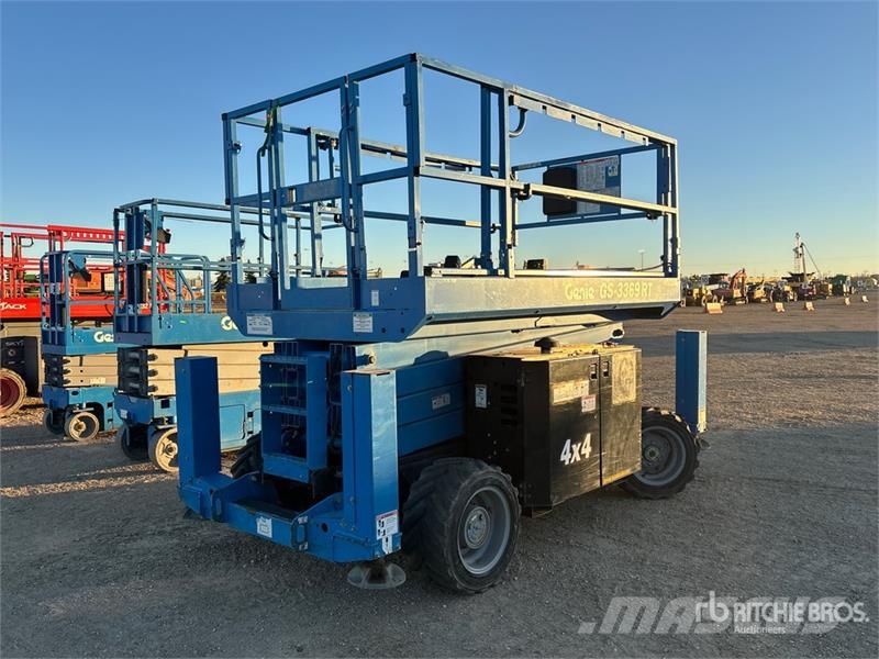 Genie GS-3369RT رافعات مقصية الشكل