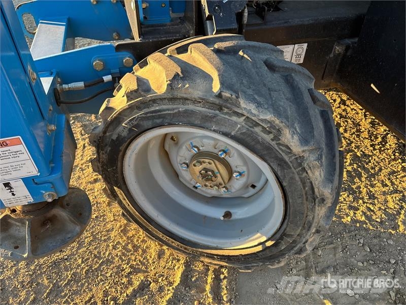 Genie GS-3369RT رافعات مقصية الشكل