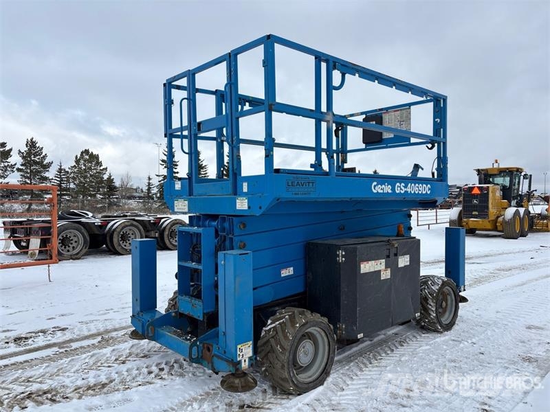Genie GS-4069DC Electric Scissor Lift Ollós emelők