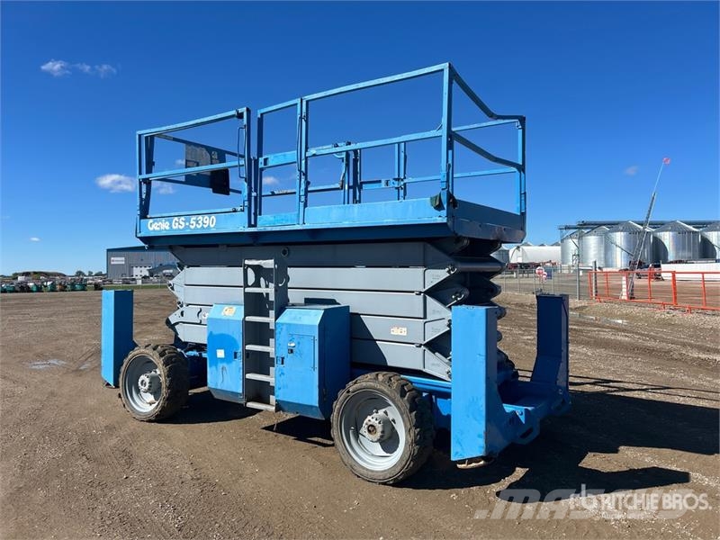 Genie GS-5390 Saksilavat
