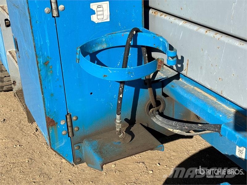 Genie GS-5390 4x4 Dual Fuel Scissor Lift 가위형 리프트