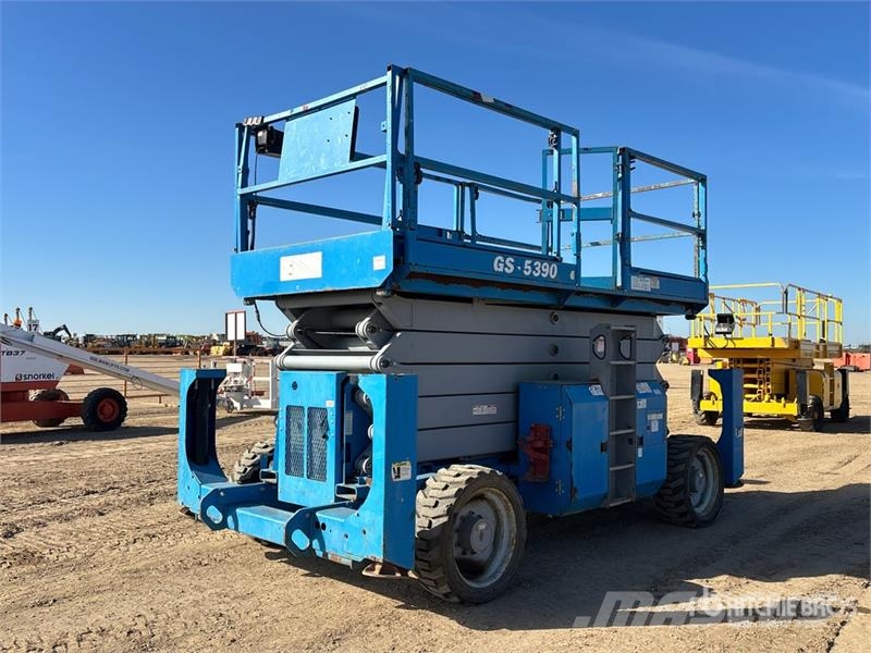 Genie GS-5390 4x4 Dual Fuel Scissor Lift 가위형 리프트