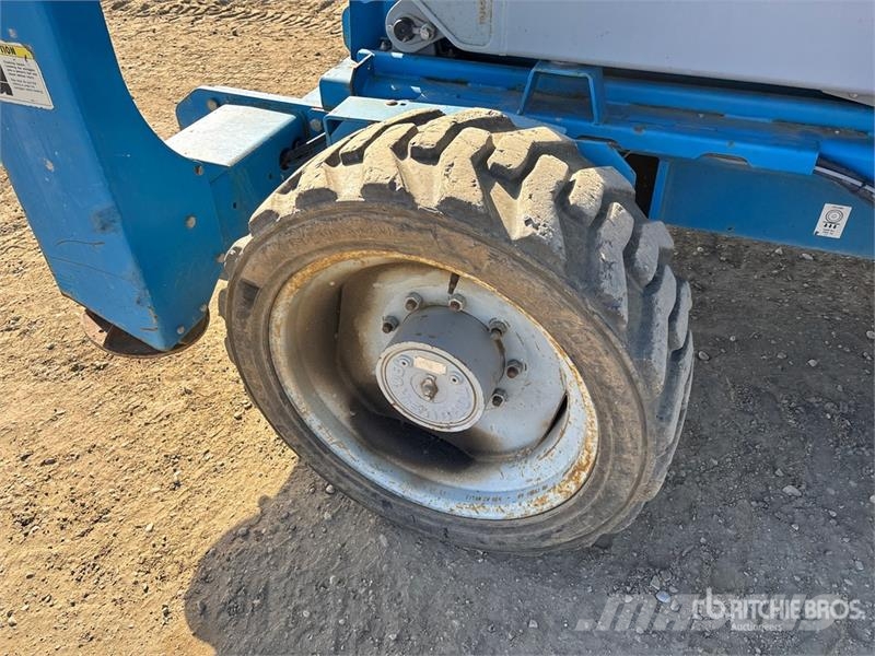 Genie GS-5390 4x4 Dual Fuel Scissor Lift 가위형 리프트