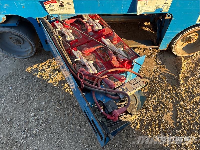Genie GS1930 Electric Scissor Lift (Inoperable) رافعات مقصية الشكل