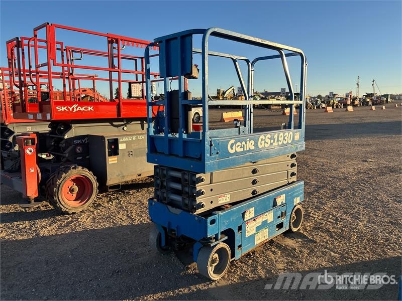 Genie GS1930 Electric Scissor Lift (Inoperable) رافعات مقصية الشكل