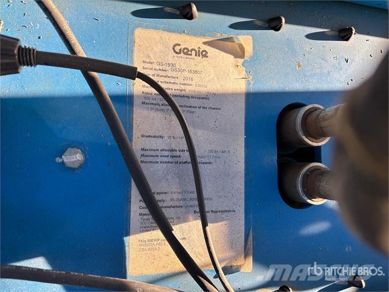 Genie GS1930 Electric Scissor Lift Scissor lifts